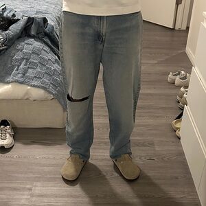 Signature by Levi Strauss Men's Distressed Light Blue Jeans